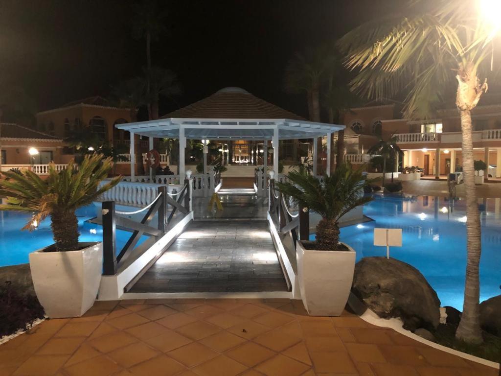 Apartamento Las Vistas Beach - Tenerife Royal Gardens Playa de las Americas  Exterior photo